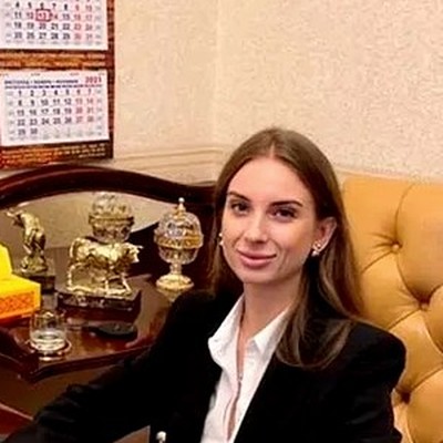 Iryna Berenstein — 企业与投资法律师